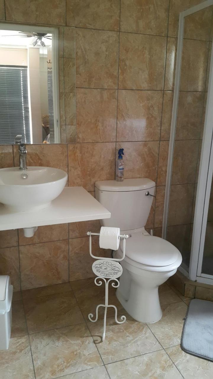 Kleines Nest Bed And Breakfast Walvis Bay Dış mekan fotoğraf